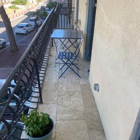 Les Arcs-sur-Argens Jolie Appartement En Plein Centre Du Village מראה חיצוני תמונה