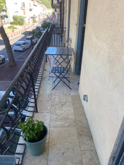 Les Arcs-sur-Argens Jolie Appartement En Plein Centre Du Village מראה חיצוני תמונה